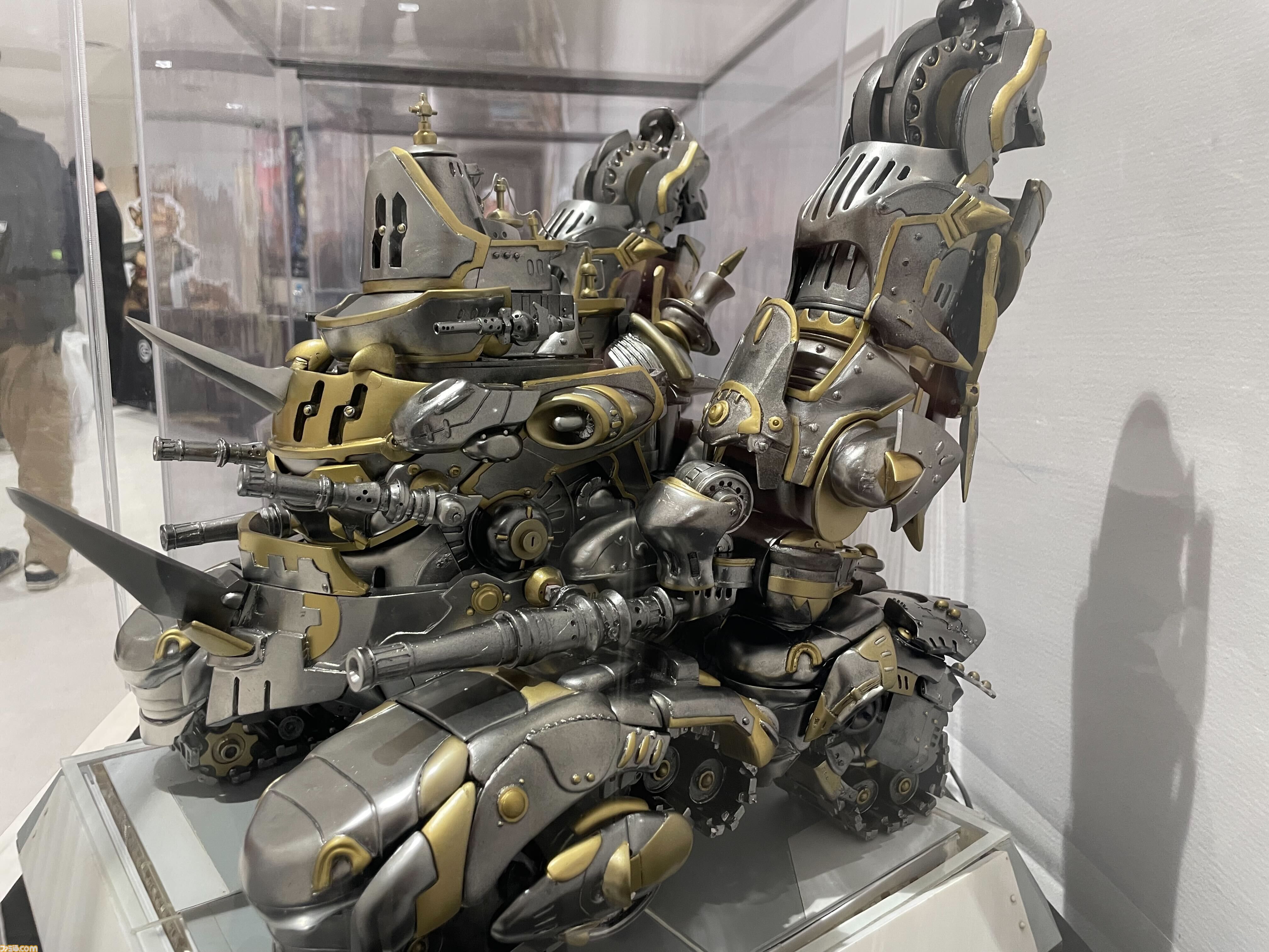 『戦場のフーガ展』in渋谷リポート。マルトのケモ耳をモフりたい衝動をグッと抑えるのに必死。タラニスの模型や描き下ろしシークレットイラストお宝仕様満載