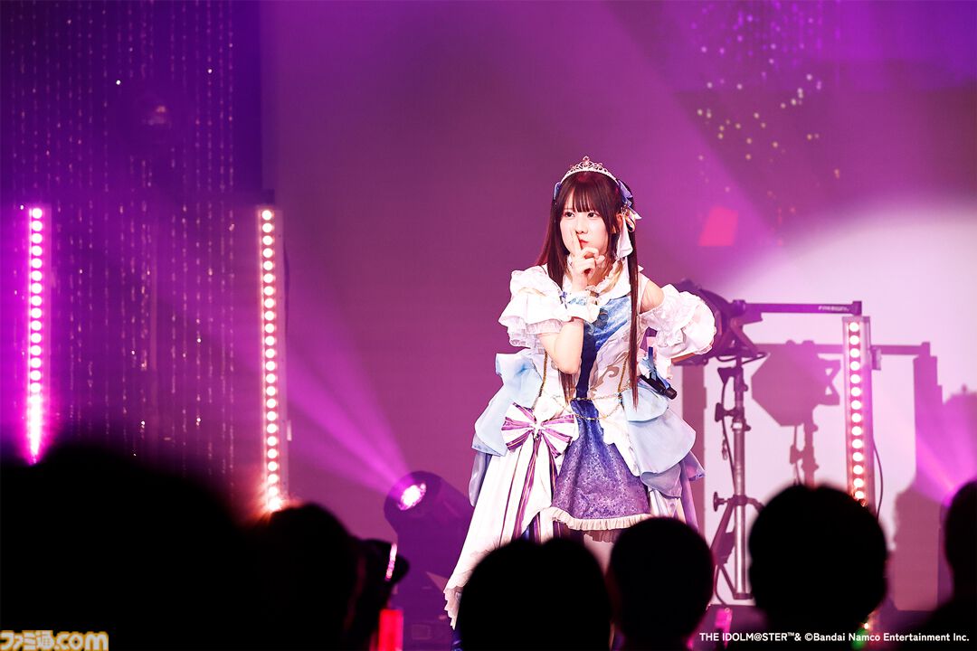 『アイマス シンデレラガールズ』Webラジオ『デレパ』公録イベント第11弾リポート。“フェス”をテーマに、公録お決まりの楽曲（？）を交えながらの豪華絢爛なステージに