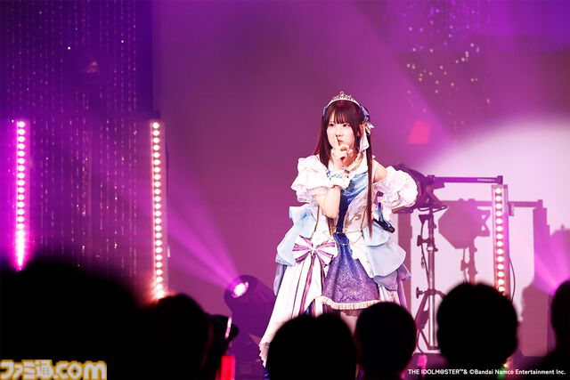 『アイマス シンデレラガールズ』Webラジオ『デレパ』公録イベント第11弾リポート。“フェス”をテーマに、公録お決まりの楽曲（？）を交えながらの豪華絢爛なステージに