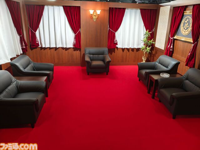 【龍が如く冠婚葬祭展】柏木さん（20歳）の見た目イメージは吉川晃司のモニカ。めでたい結婚式、散った男の葬儀もまとめてやる大型展示会レポ