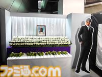 【龍が如く冠婚葬祭展】柏木さん（20歳）の見た目イメージは吉川晃司のモニカ。めでたい結婚式、散った男の葬儀もまとめてやる大型展示会レポ