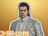 【龍が如く冠婚葬祭展】柏木さん（20歳）の見た目イメージは吉川晃司のモニカ。めでたい結婚式、散った男の葬儀もまとめてやる大型展示会レポ