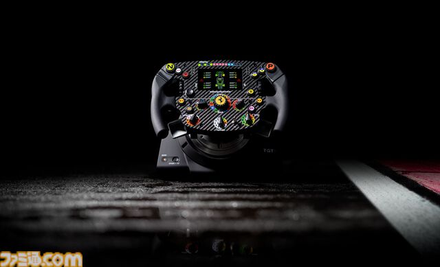 フェラーリF1マシンのステアリングを精密に再現。公式ハンドルコントローラー『Ferrari SF1000 Edition』が5月31日発売