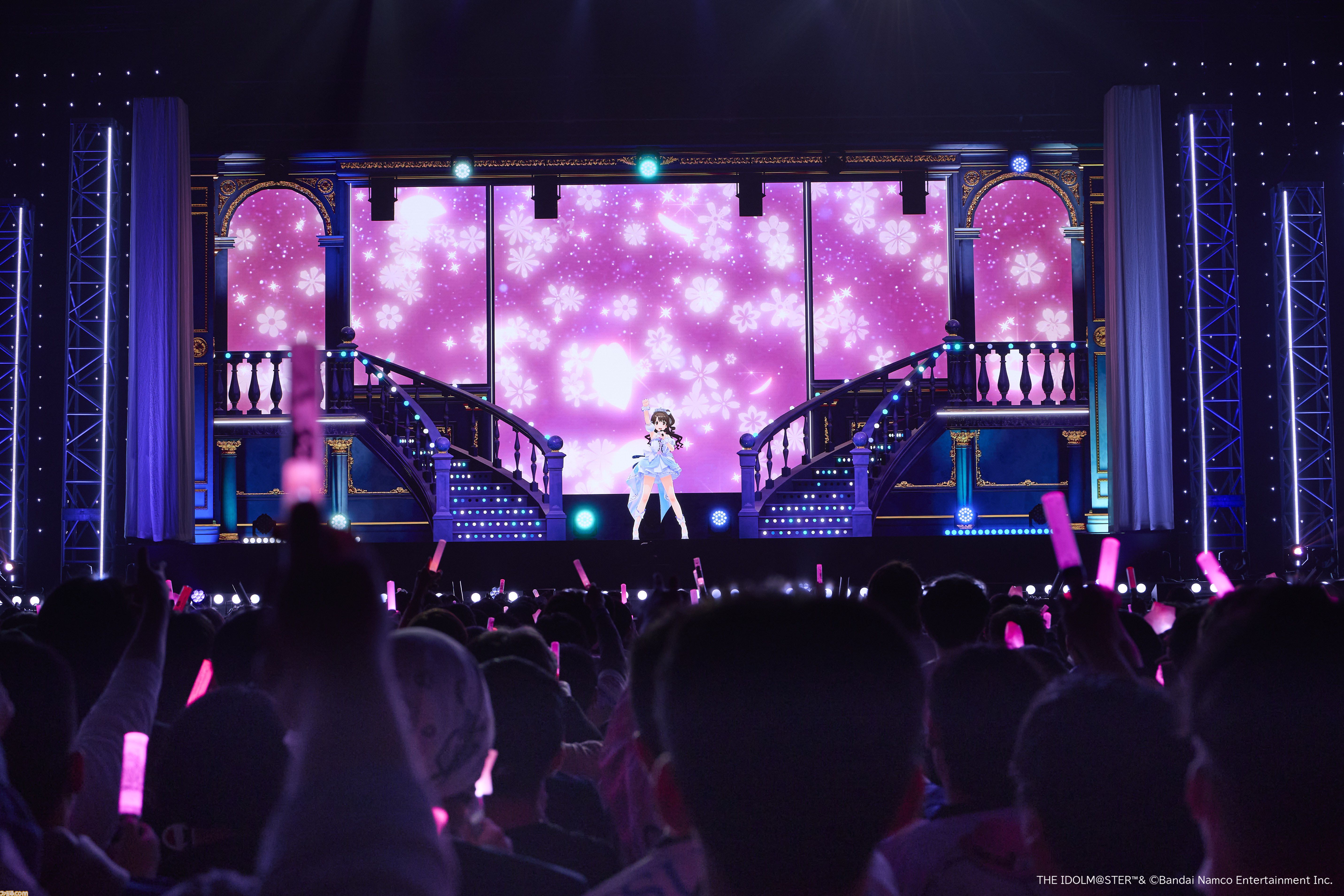 『アイマス シンデレラガールズ』xRライブ“シンデレラガールズフェス”1日目リポート。アイドルたちの原点の楽曲や本イベントのために書き下ろされた新曲『恒久のユニバース』が初披露
