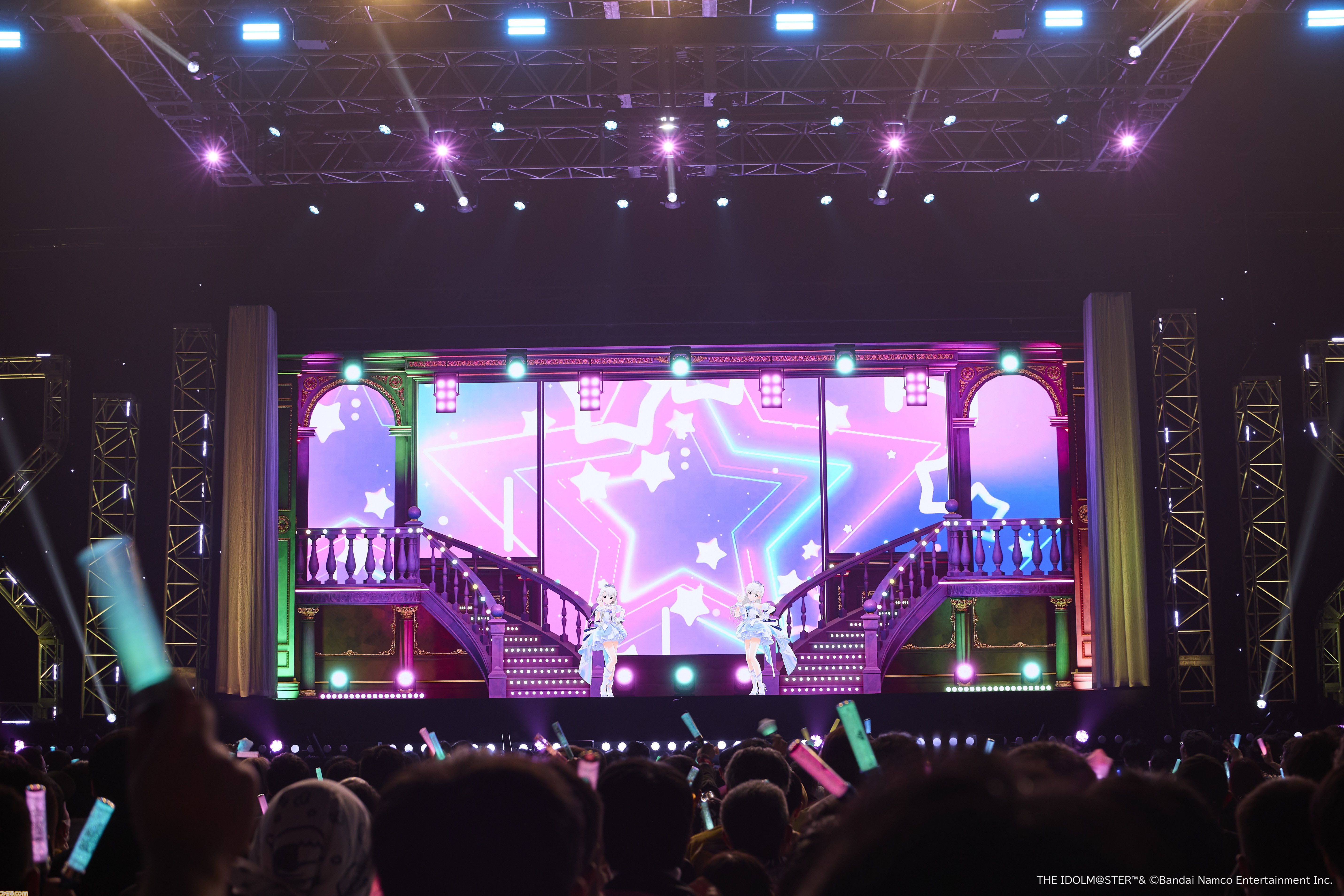 『アイマス シンデレラガールズ』xRライブ“シンデレラガールズフェス”1日目リポート。アイドルたちの原点の楽曲や本イベントのために書き下ろされた新曲『恒久のユニバース』が初披露