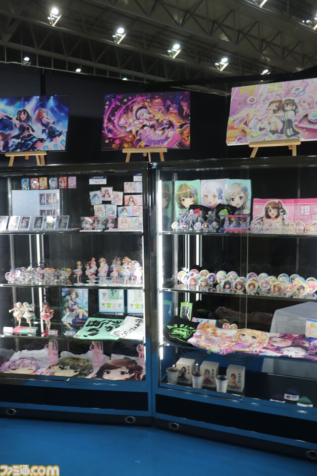 『アイマス シンデレラガールズ』xRライブ“シンデレラガールズフェス”1日目リポート。アイドルたちの原点の楽曲や本イベントのために書き下ろされた新曲『恒久のユニバース』が初披露