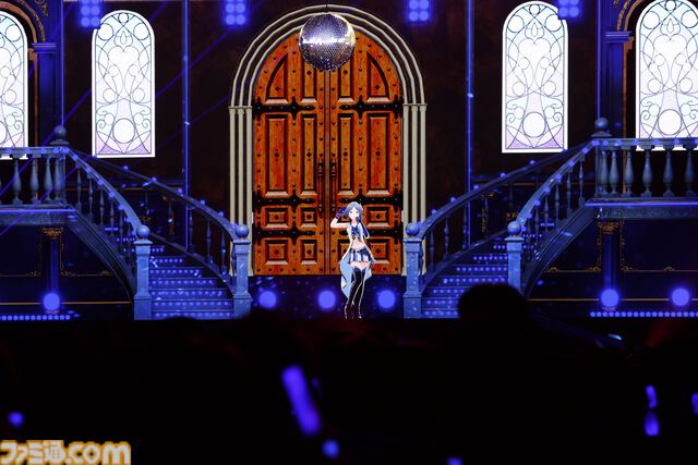 『アイマス シンデレラガールズ』xRライブ“シンデレラガールズフェス”1日目リポート。アイドルたちの原点の楽曲や本イベントのために書き下ろされた新曲『恒久のユニバース』が初披露