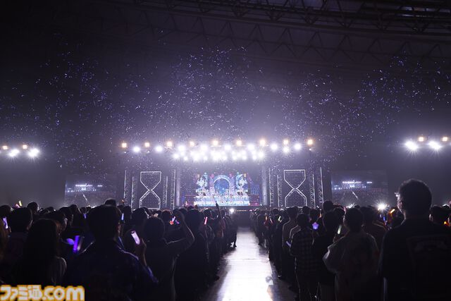 『アイマス シンデレラガールズ』xRライブ“シンデレラガールズフェス”1日目リポート。アイドルたちの原点の楽曲や本イベントのために書き下ろされた新曲『恒久のユニバース』が初披露