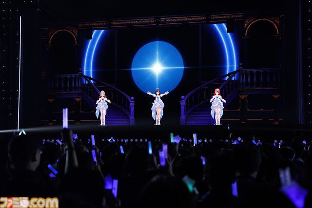 『アイマス シンデレラガールズ』xRライブ“シンデレラガールズフェス”1日目リポート。アイドルたちの原点の楽曲や本イベントのために書き下ろされた新曲『恒久のユニバース』が初披露