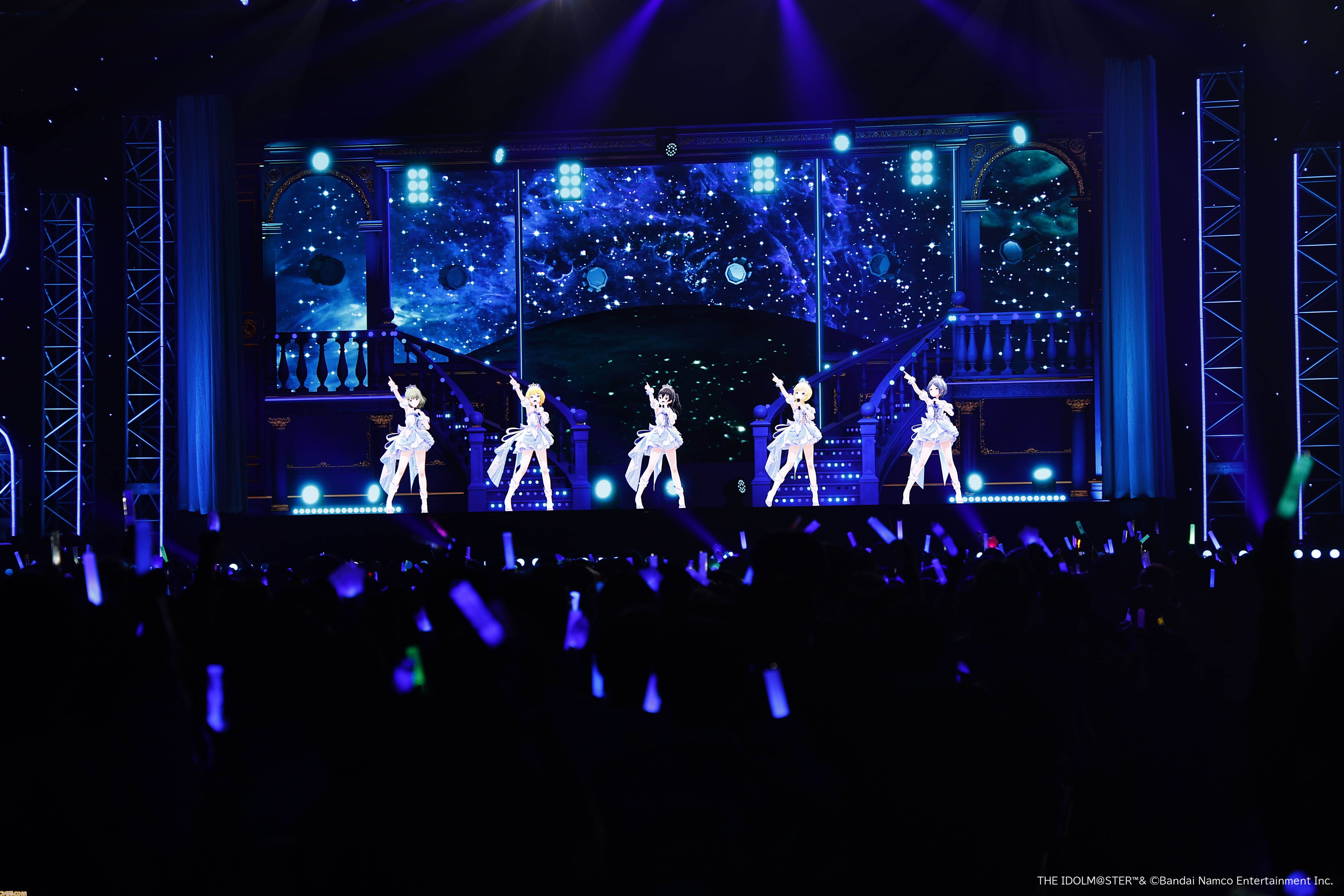 『アイマス シンデレラガールズ』xRライブ“シンデレラガールズフェス”1日目リポート。アイドルたちの原点の楽曲や本イベントのために書き下ろされた新曲『恒久のユニバース』が初披露