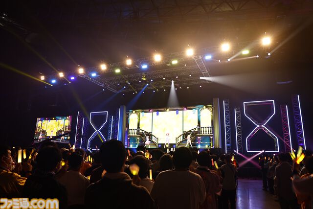 『アイマス シンデレラガールズ』xRライブ“シンデレラガールズフェス”1日目リポート。アイドルたちの原点の楽曲や本イベントのために書き下ろされた新曲『恒久のユニバース』が初披露