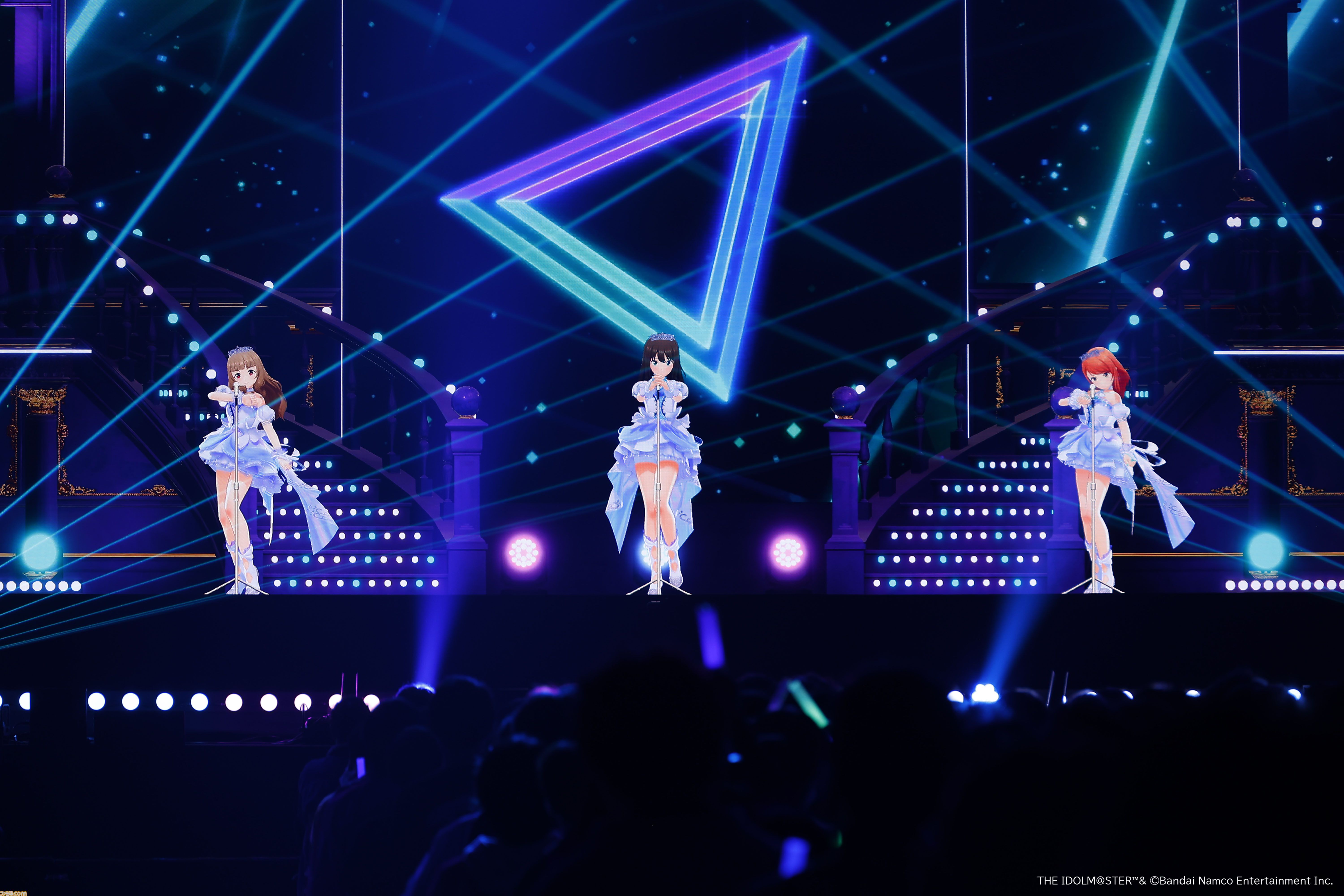 『アイマス シンデレラガールズ』xRライブ“シンデレラガールズフェス”1日目リポート。アイドルたちの原点の楽曲や本イベントのために書き下ろされた新曲『恒久のユニバース』が初披露