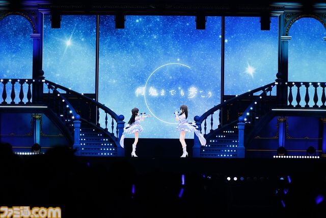 『アイマス シンデレラガールズ』xRライブ“シンデレラガールズフェス”1日目リポート。アイドルたちの原点の楽曲や本イベントのために書き下ろされた新曲『恒久のユニバース』が初披露