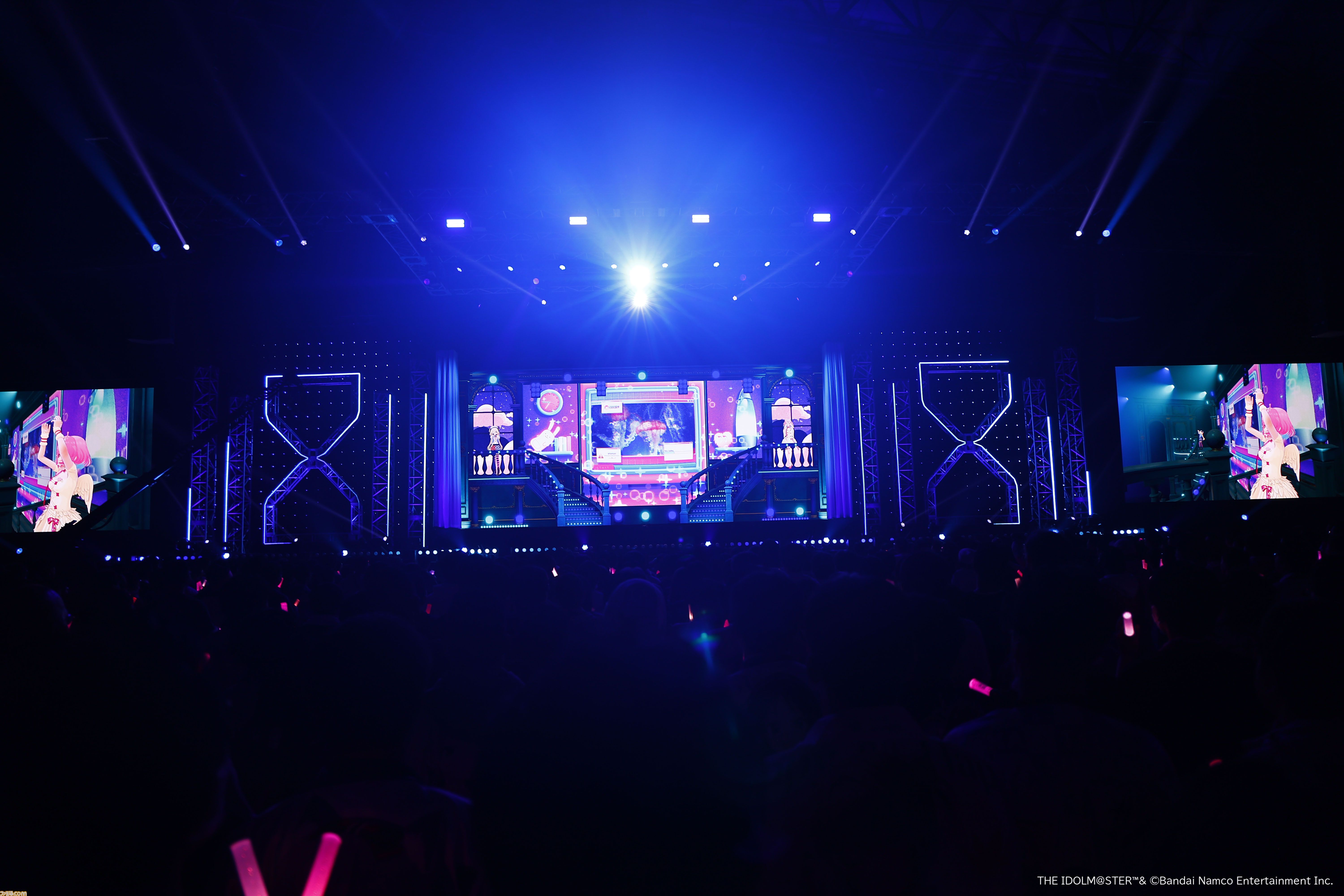 『アイマス シンデレラガールズ』xRライブ“シンデレラガールズフェス”1日目リポート。アイドルたちの原点の楽曲や本イベントのために書き下ろされた新曲『恒久のユニバース』が初披露
