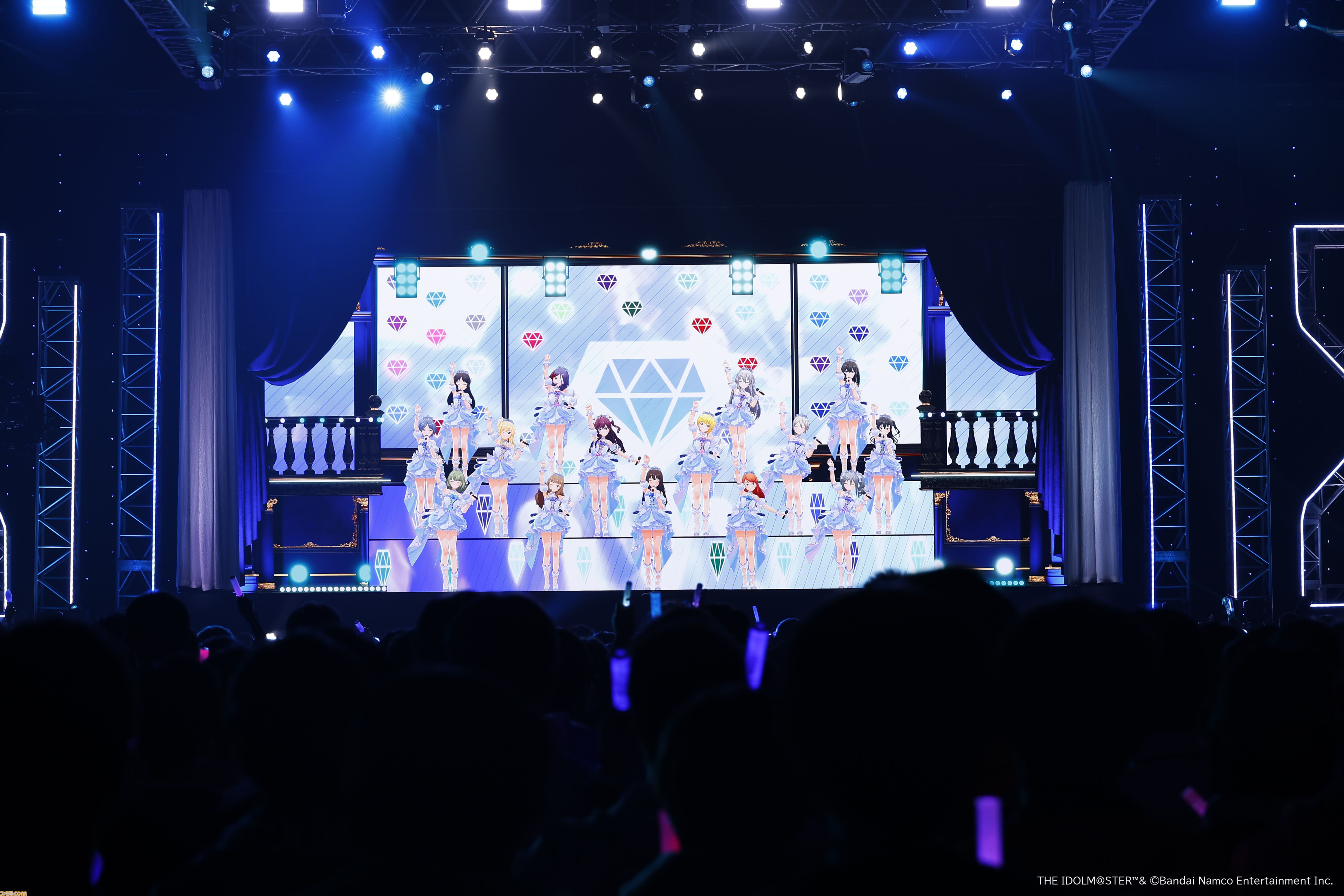 『アイマス シンデレラガールズ』xRライブ“シンデレラガールズフェス”1日目リポート。アイドルたちの原点の楽曲や本イベントのために書き下ろされた新曲『恒久のユニバース』が初披露