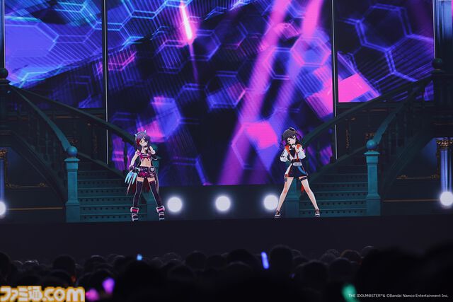 『アイマス シンデレラガールズ』xRライブ“シンデレラガールズフェス”1日目リポート。アイドルたちの原点の楽曲や本イベントのために書き下ろされた新曲『恒久のユニバース』が初披露