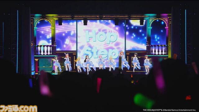 『アイマス シンデレラガールズ』xRライブ“シンデレラガールズフェス”1日目リポート。アイドルたちの原点の楽曲や本イベントのために書き下ろされた新曲『恒久のユニバース』が初披露