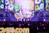 『アイマス シンデレラガールズ』xRライブ“シンデレラガールズフェス”1日目リポート。アイドルたちの原点の楽曲や本イベントのために書き下ろされた新曲『恒久のユニバース』が初披露