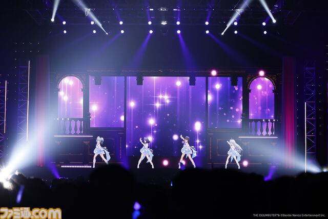 『アイマス シンデレラガールズ』xRライブ“シンデレラガールズフェス”1日目リポート。アイドルたちの原点の楽曲や本イベントのために書き下ろされた新曲『恒久のユニバース』が初披露