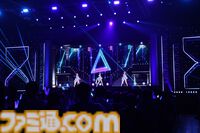 『アイマス シンデレラガールズ』xRライブ“シンデレラガールズフェス”1日目リポート。アイドルたちの原点の楽曲や本イベントのために書き下ろされた新曲『恒久のユニバース』が初披露