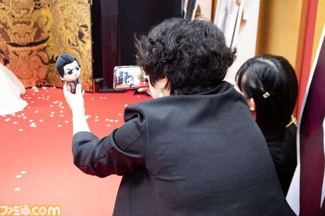 『龍が如く』冠婚葬祭展で知らない人の疑似結婚式に参列して泣いた日