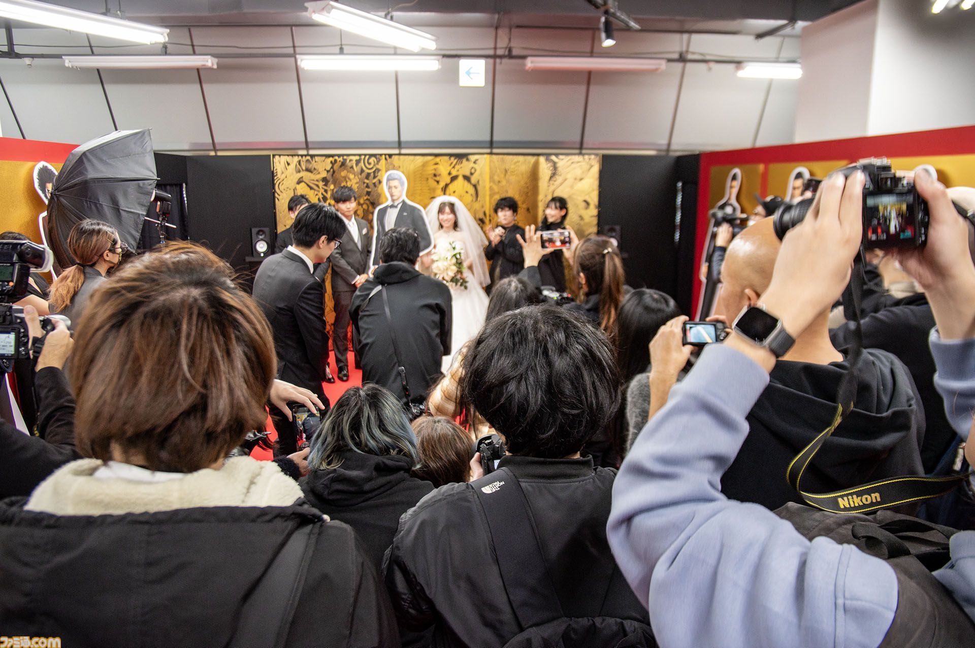 『龍が如く』冠婚葬祭展で知らない人の疑似結婚式に参列して泣いた日