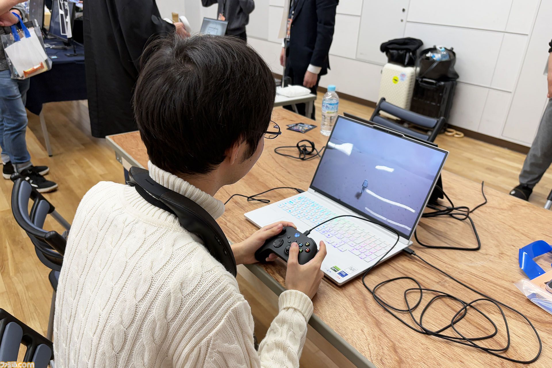 【Pale Dots】『8番出口』開発者の新作は巨大な何かがいる惑星からの脱出アドベンチャー。コタケクリエイトは大きな力でプレイヤーを弄ぶ