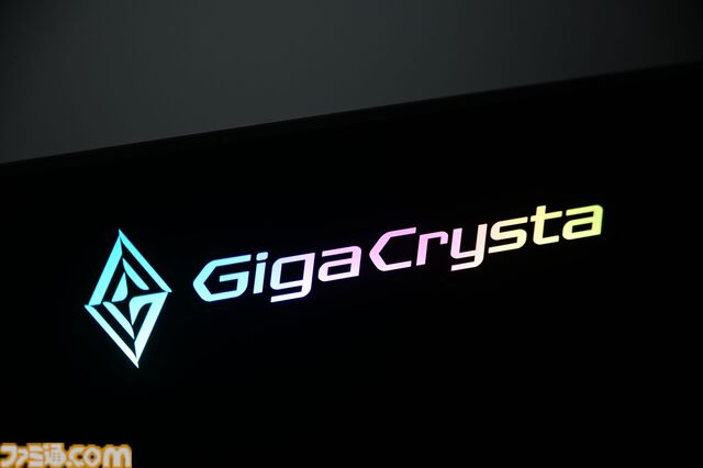 180Hz対応ゲーミングモニター“LCD-GD241JD”レビュー。多人数の描写もティアリングがないなめらかな映像に。モニターの高さも気軽に調整できるのもイイ！