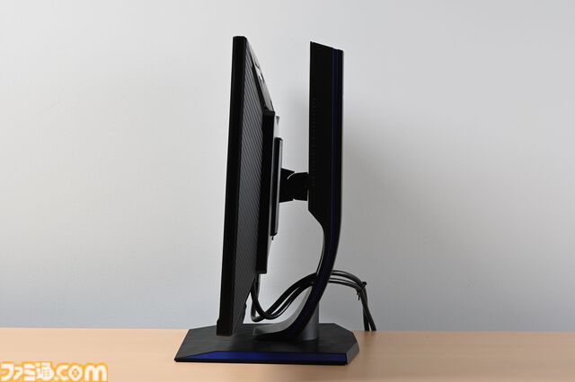 180Hz対応ゲーミングモニター“LCD-GD241JD”レビュー。多人数の描写もティアリングがないなめらかな映像に。モニターの高さも気軽に調整できるのもイイ！