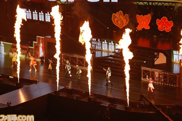 『アイマス』“MOIW2025”1日目リポート。女性陣による『宵闇のイリュージョン』や、『SideM』のアイドルによる『Orange Sapphire』など、20周年のお祭りにふさわしい大盛り上がり