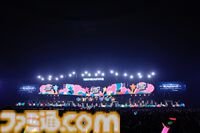 『アイマス』“MOIW2025”1日目リポート。女性陣による『宵闇のイリュージョン』や、『SideM』のアイドルによる『Orange Sapphire』など、20周年のお祭りにふさわしい大盛り上がり