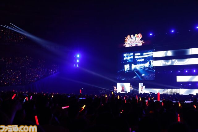 『アイマス』“MOIW2025”1日目リポート。女性陣による『宵闇のイリュージョン』や、『SideM』のアイドルによる『Orange Sapphire』など、20周年のお祭りにふさわしい大盛り上がり