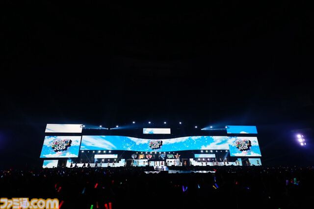 『アイマス』“MOIW2025”1日目リポート。女性陣による『宵闇のイリュージョン』や、『SideM』のアイドルによる『Orange Sapphire』など、20周年のお祭りにふさわしい大盛り上がり