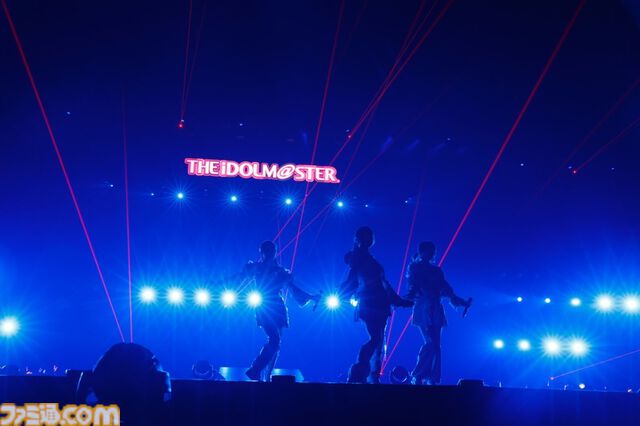 『アイマス』“MOIW2025”1日目リポート。女性陣による『宵闇のイリュージョン』や、『SideM』のアイドルによる『Orange Sapphire』など、20周年のお祭りにふさわしい大盛り上がり