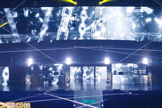 『アイマス』“MOIW2025”1日目リポート。女性陣による『宵闇のイリュージョン』や、『SideM』のアイドルによる『Orange Sapphire』など、20周年のお祭りにふさわしい大盛り上がり