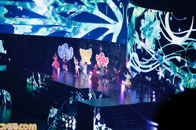 『アイマス』“MOIW2025”1日目リポート。女性陣による『宵闇のイリュージョン』や、『SideM』のアイドルによる『Orange Sapphire』など、20周年のお祭りにふさわしい大盛り上がり