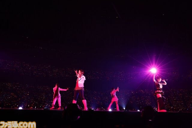 『アイマス』“MOIW2025”1日目リポート。女性陣による『宵闇のイリュージョン』や、『SideM』のアイドルによる『Orange Sapphire』など、20周年のお祭りにふさわしい大盛り上がり