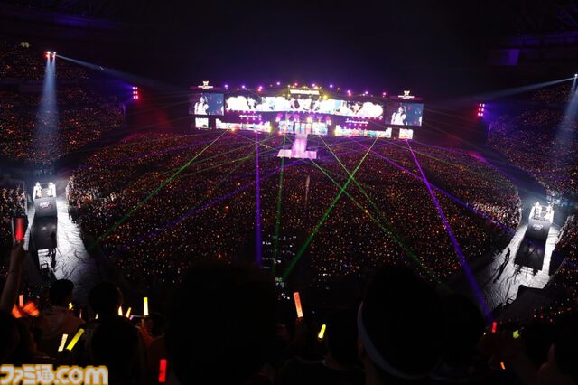 『アイマス』“MOIW2025”1日目リポート。女性陣による『宵闇のイリュージョン』や、『SideM』のアイドルによる『Orange Sapphire』など、20周年のお祭りにふさわしい大盛り上がり