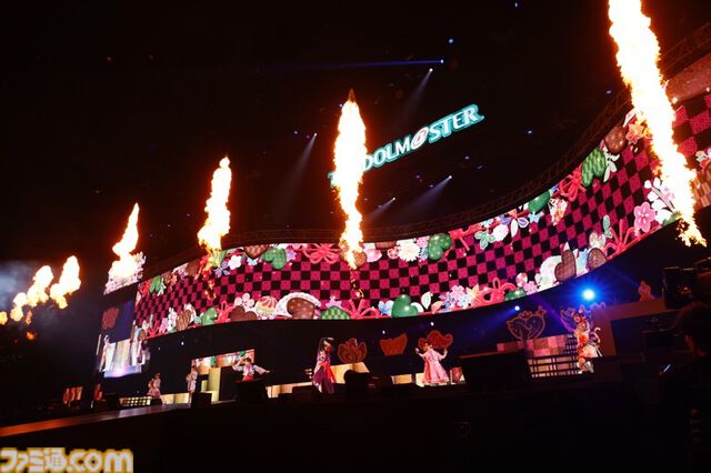 『アイマス』“MOIW2025”1日目リポート。女性陣による『宵闇のイリュージョン』や、『SideM』のアイドルによる『Orange Sapphire』など、20周年のお祭りにふさわしい大盛り上がり