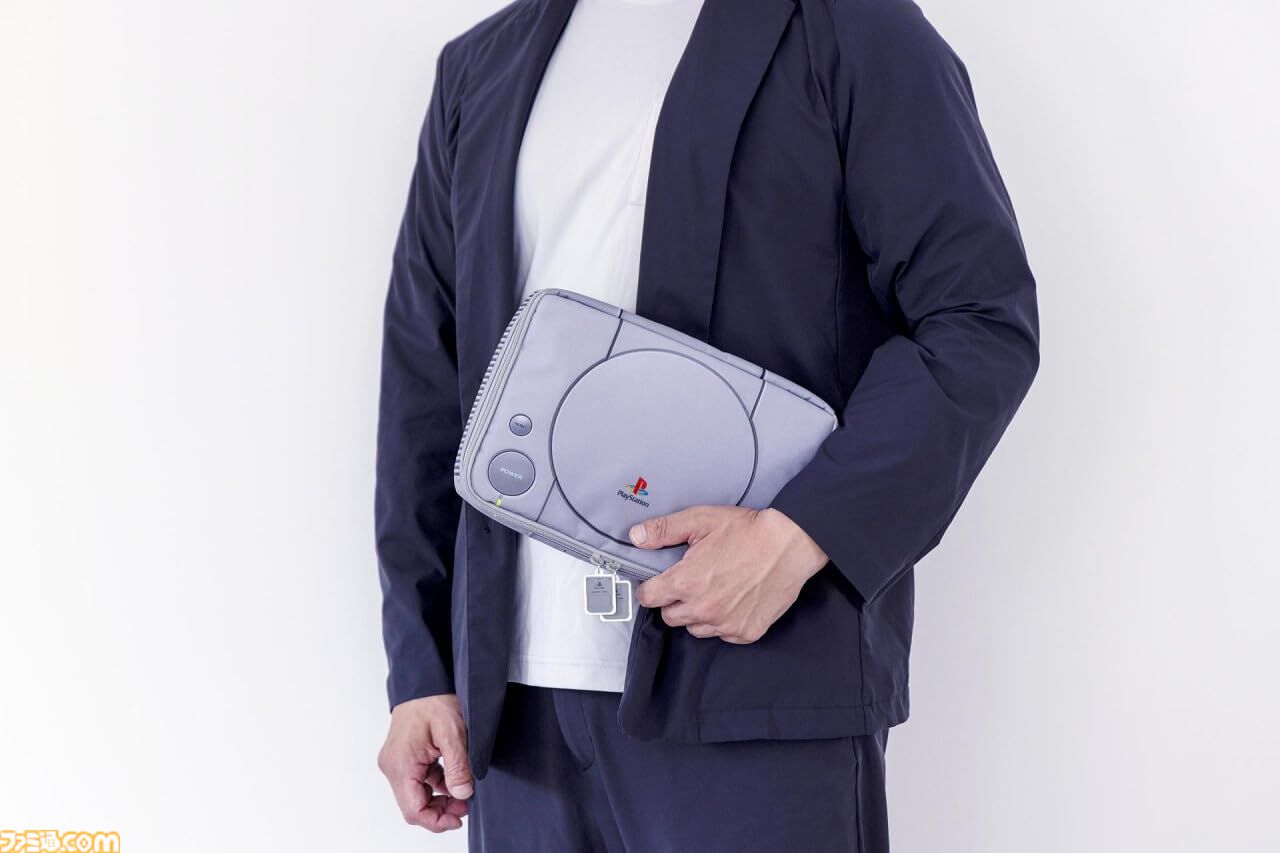 初代プレイステーション風の原寸大マルチケースつきムック本が予約受付