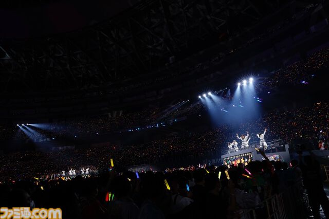 『アイマス』“MOIW2025”2日目リポート。セクシー過ぎる315 STARSの『リフレインキス』で大歓声が沸き、6ブランドの熱血アイドルたちによる『純情Midnight伝説』で熱気は最高潮に