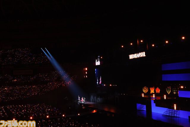 『アイマス』“MOIW2025”2日目リポート。セクシー過ぎる315 STARSの『リフレインキス』で大歓声が沸き、6ブランドの熱血アイドルたちによる『純情Midnight伝説』で熱気は最高潮に