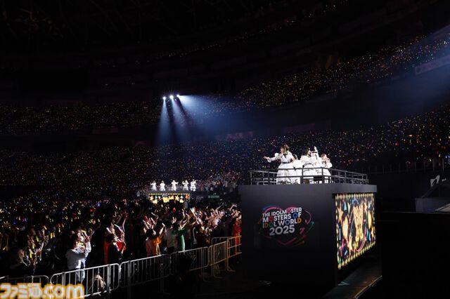 『アイマス』“MOIW2025”2日目リポート。セクシー過ぎる315 STARSの『リフレインキス』で大歓声が沸き、6ブランドの熱血アイドルたちによる『純情Midnight伝説』で熱気は最高潮に