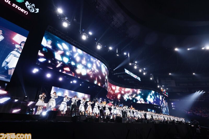 『アイマス』“MOIW2025”2日目リポート。セクシー過ぎる315 STARSの『リフレインキス』で大歓声が沸き、6ブランドの熱血アイドルたちによる『純情Midnight伝説』で熱気は最高潮に