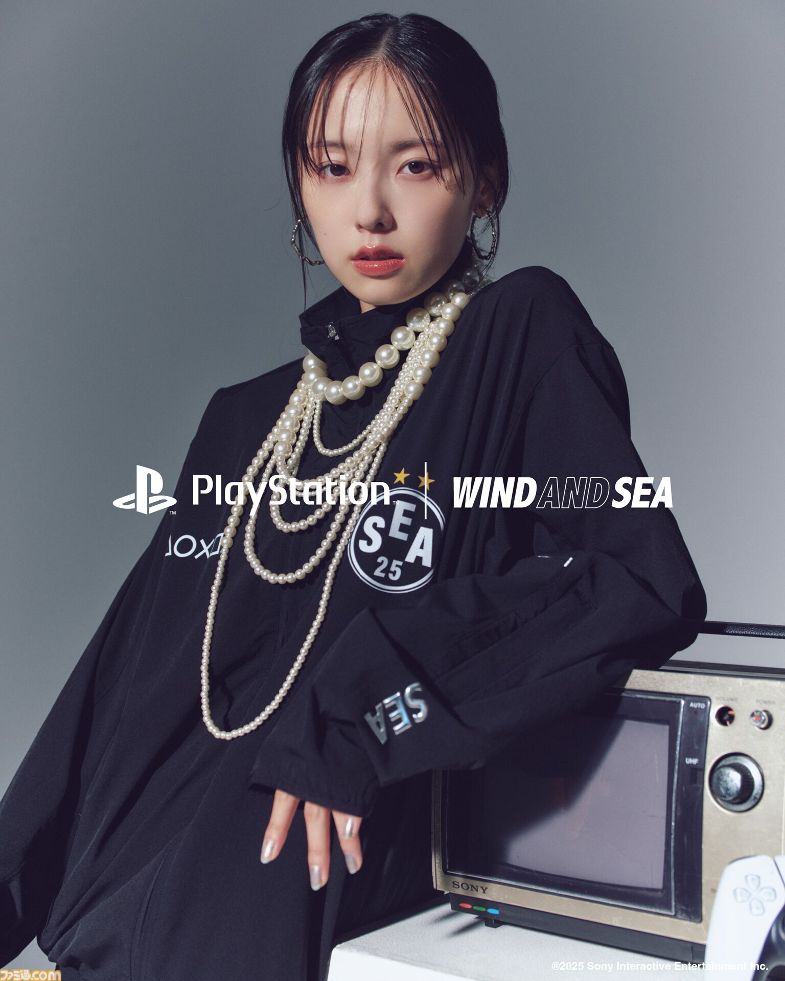 プレイステーションとWIND AND SEAが初コラボしたスウェットなどが12月20日より発売。『サイレントヒルf』の実況配信でも話題の加藤小夏がモデルとして登場
