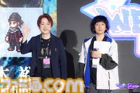 中国・上海ゲームイベント“WEPLAY”に日本の新作ゲームが集結。小高和剛氏の実写パネル が無数に並んだ、狂気（？）の撮影会も人気を博す！