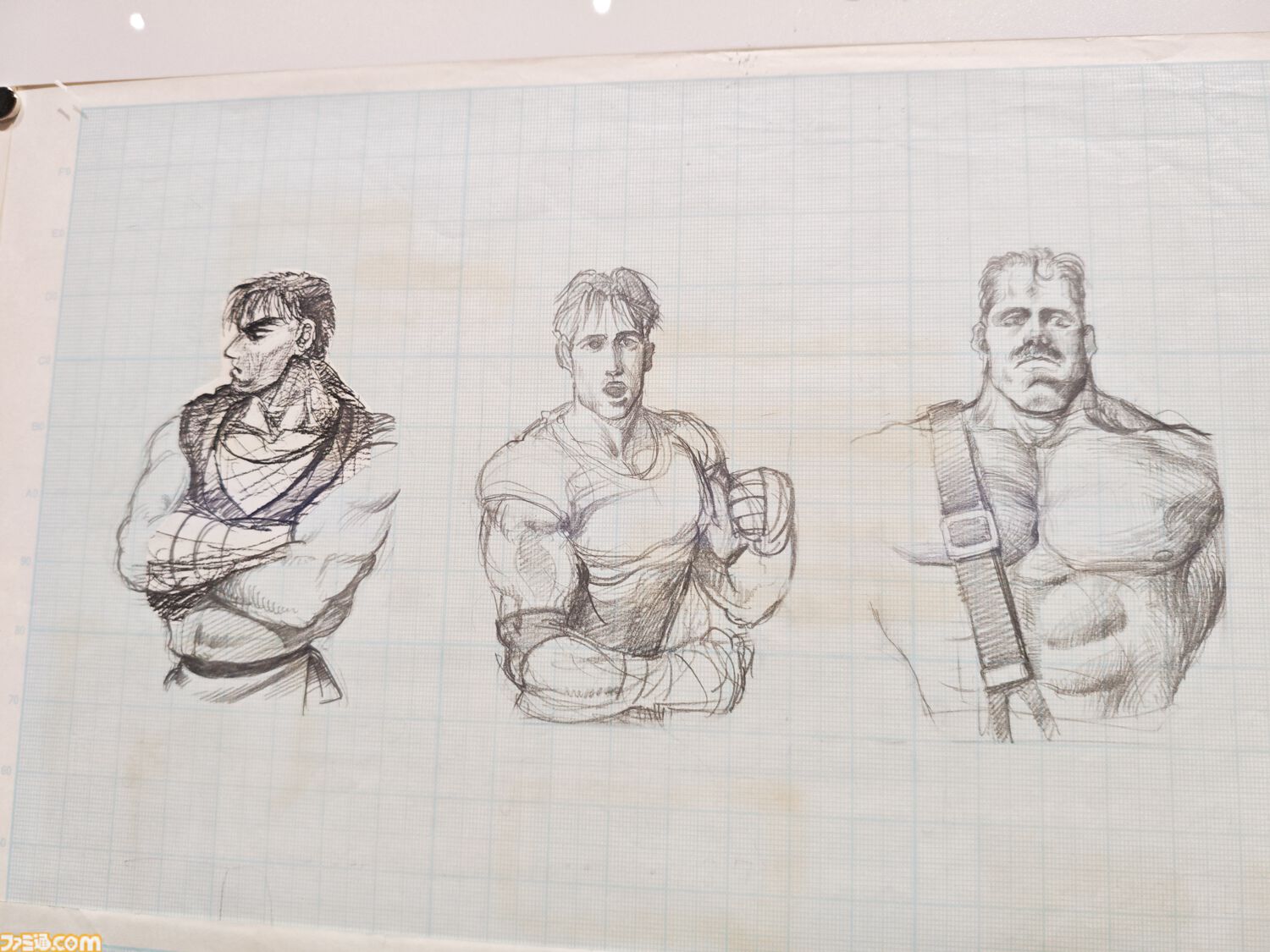 大カプコン展で『ストリートファイター』『ロックマンX』『ヴァンパイア』などの手描き資料を新展示。残されたメモ書きも味わい深い作品記録
