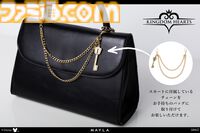 『キングダムハーツ』ソラ、リク、ロクサス、アクセルをモチーフとしたスカートの予約販売スタート。キーブレード型チャームは取り外してアクセにも