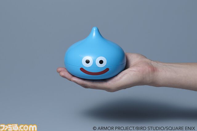 マクドナルドで『ドラクエ』コラボ。マトリョーシカ形式のスライム型フィギュア販売決定。グッズの抽選販売はMy“マクドナルド リワード”で50ポイント保有が参加条件