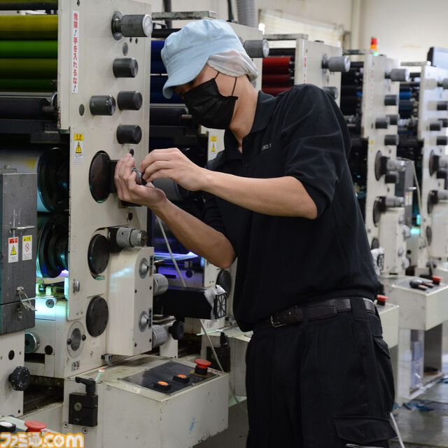 『アーマード・コア6』TORCH TORCHとのコラボメタルステッカーが発売。色味や質感にもこだわりぬいたエンブレム36種が登場